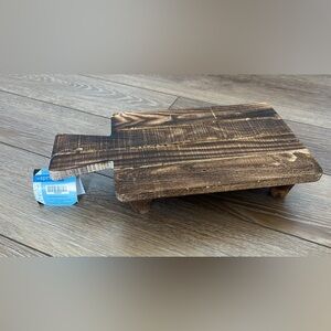 NWT Wooden decorative board stand